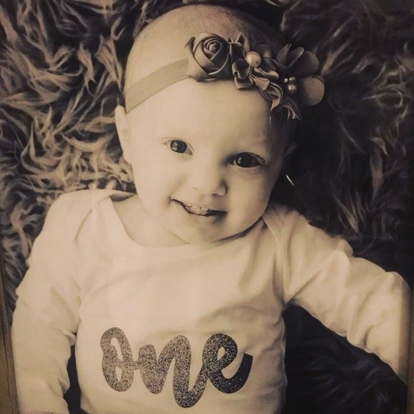 Meet your Posher, Mara - Picture 1 of 1